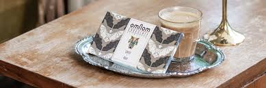 US OMNOM CHOCOLATE
 Banner